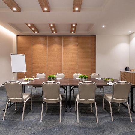 Hyatt Regency Lisbon Hotel Екстериор снимка