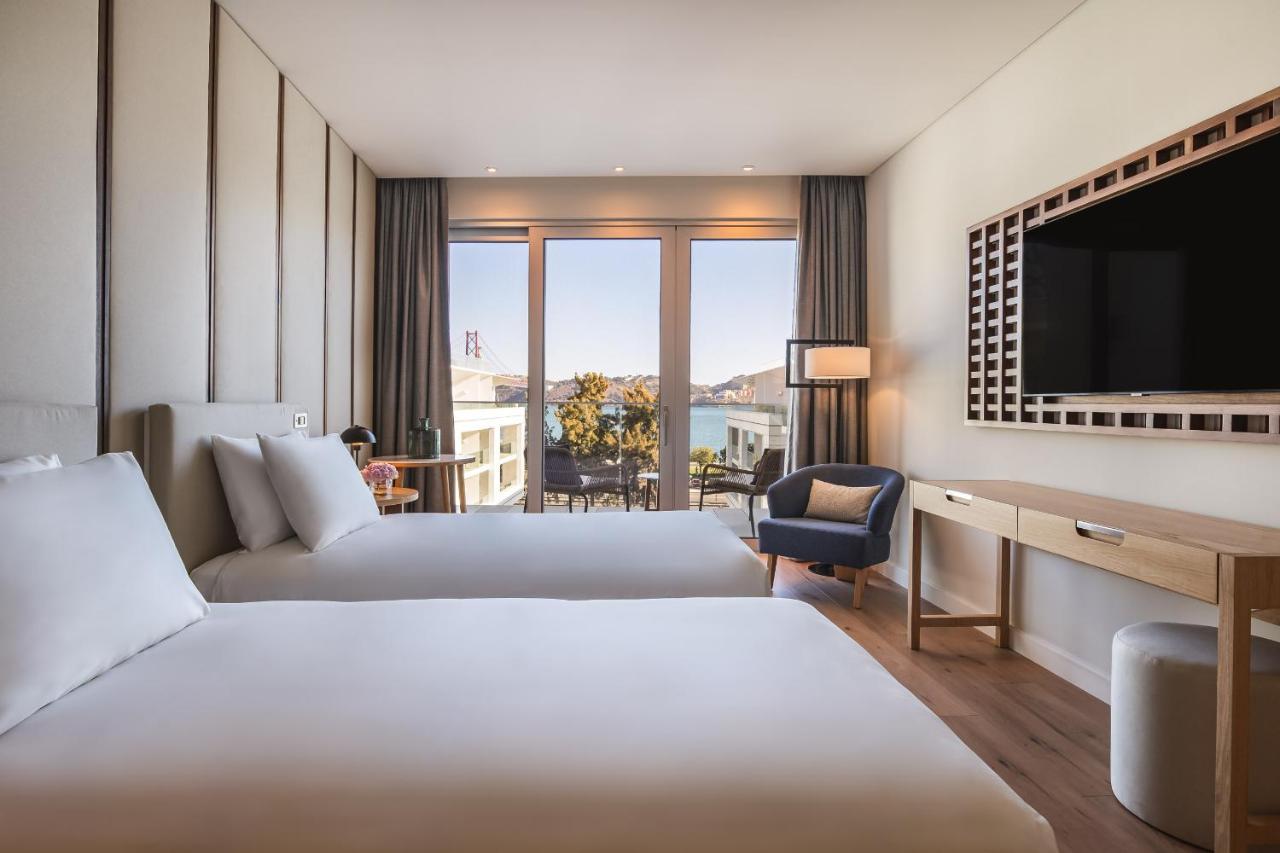 Hyatt Regency Lisbon Hotel Екстериор снимка