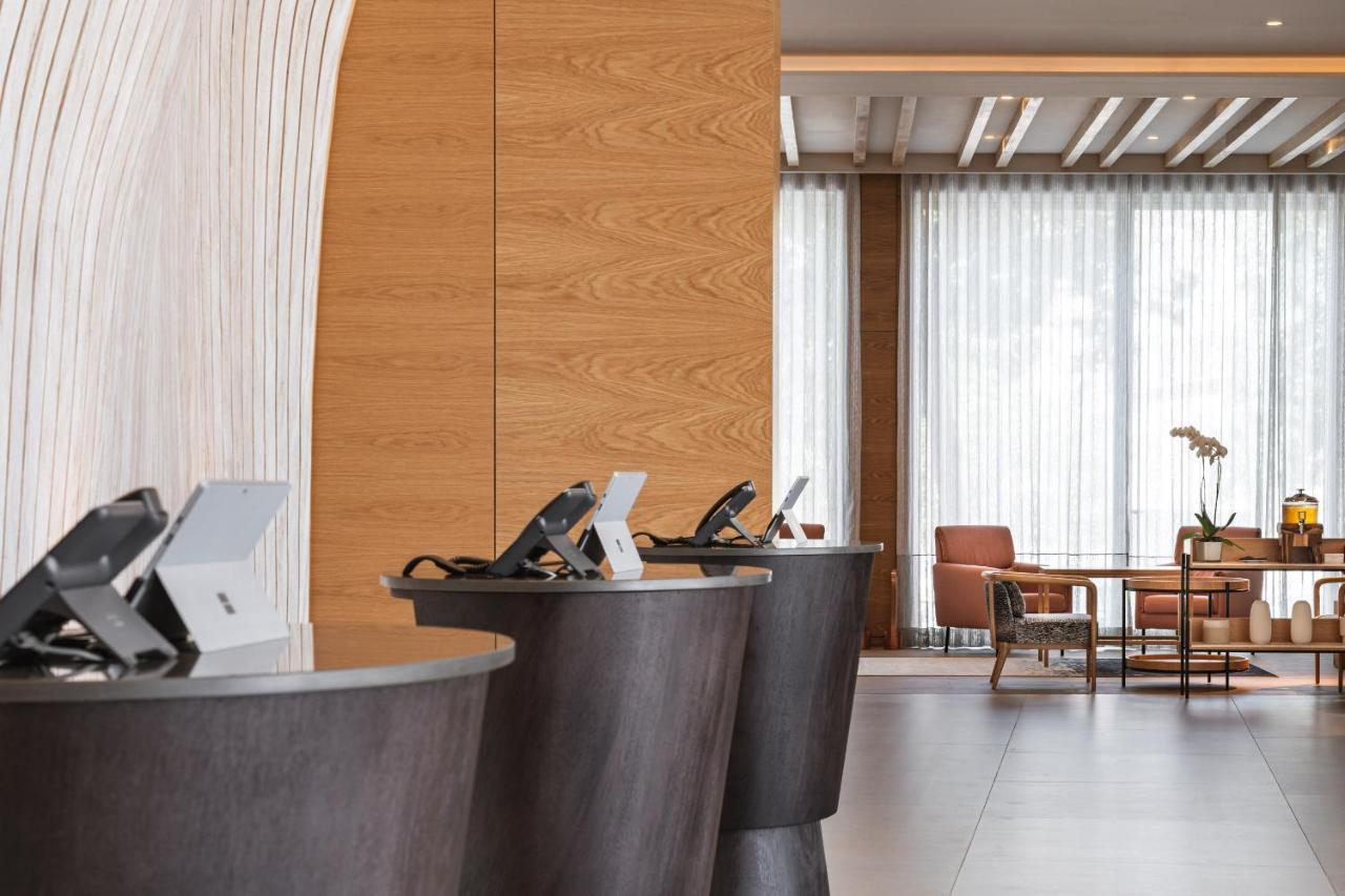 Hyatt Regency Lisbon Hotel Екстериор снимка