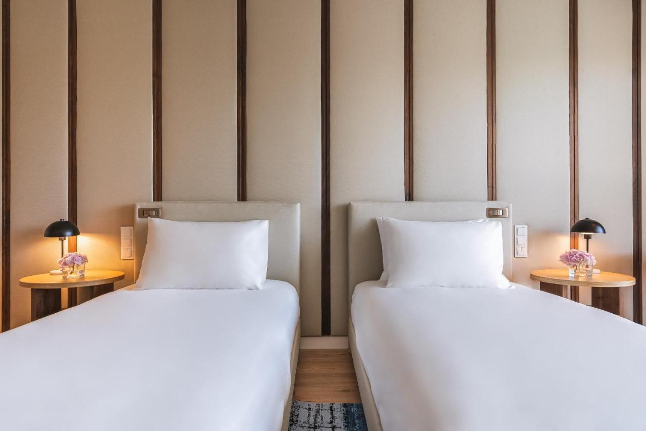Hyatt Regency Lisbon Hotel Екстериор снимка