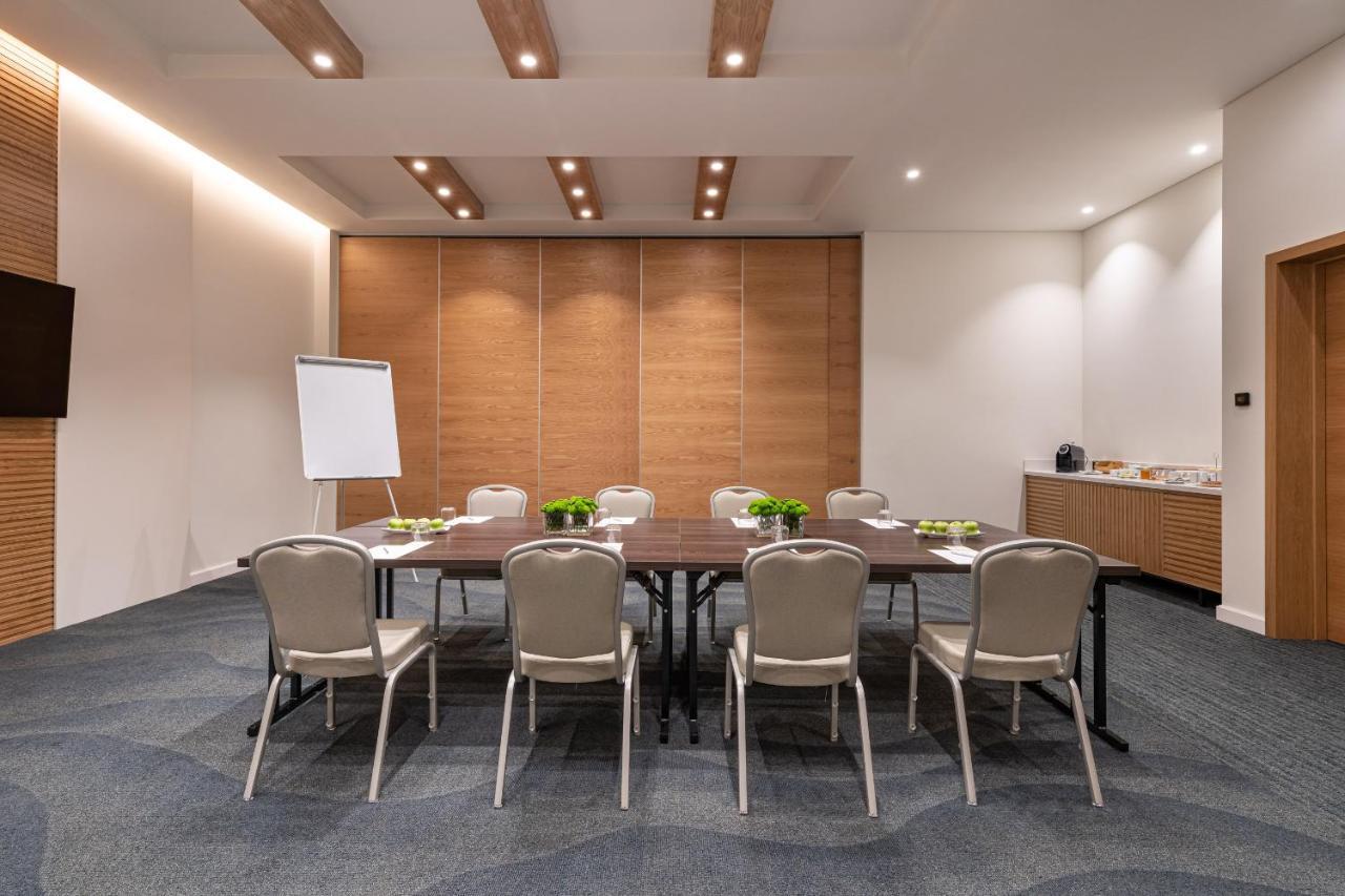 Hyatt Regency Lisbon Hotel Екстериор снимка